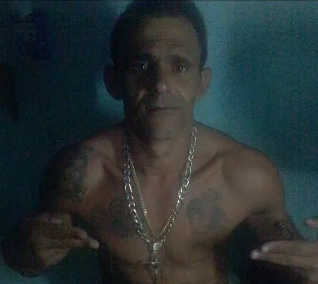 Ex-presidiário foi assassinado a tiros e mulher baleada em Garanhuns, no Agreste de Pernambuco.