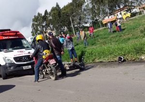 mulher-morre-acidente-br-424-garanhuns-agreste-violento-1