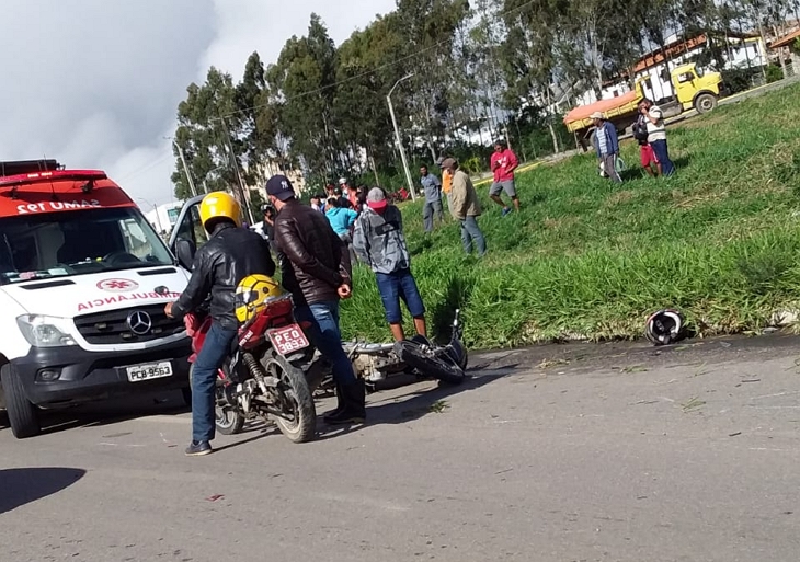 COLISÃO ENTRE MOTO E CAMINHONETE MATA MULHER E DEIXA HOMEM FERIDO NA BR-424, EM GARANHUNS