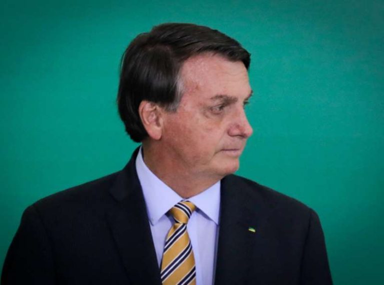 Reprovação do governo de Bolsonaro supera aprovação e vai a 48,5%