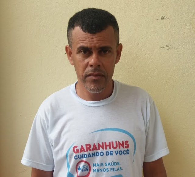 Homem atira no efetivo da Policia Civil, após tentar assassinar duas pessoas no bairro da Liberdade em Garanhuns, mas arma falha