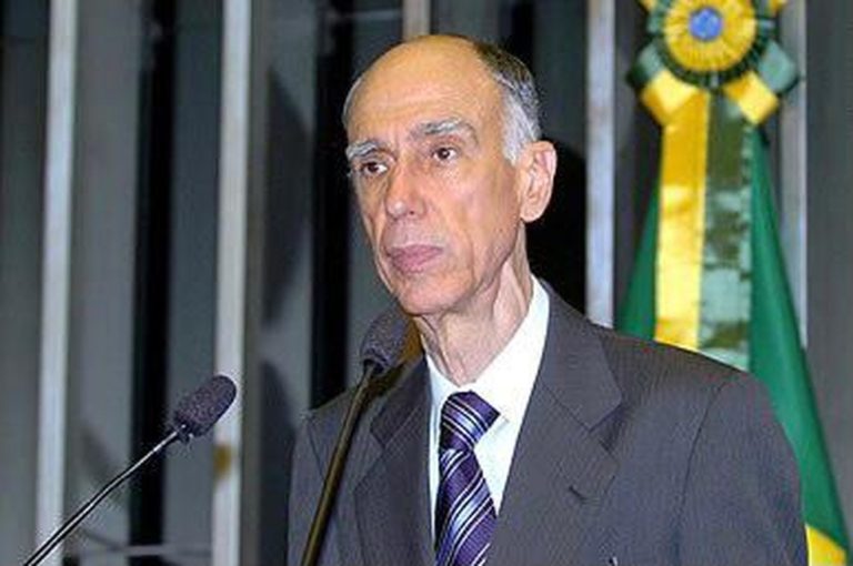 Ex-vice-presidente da República Marco Maciel morre aos 80 anos, em Brasília